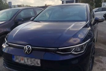 Od operativno interesantnog Baranina oduzet automobil u Ulcinju: Preticao kolonu preko pune linije