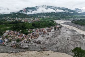 Novi bilans nakon razornih poplava u Nepalu i Tibetu: Najmanje 165 poginulih, 1.500 ljudi nestalo