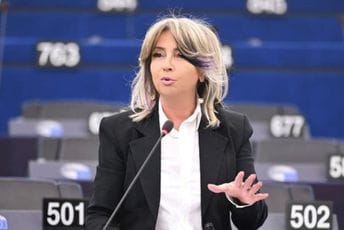 Hrvatska poslanica u EP: Sramotan potez Mandića, relativizacija genocida neprihvatljiva