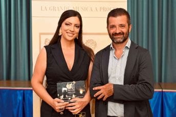 Crnogorska pijanistkinja Vasilisa Lopušina dobitnica MIMAS Prize u Italiji Crnogorska pijanistkinja Vasilisa Lopušina dobitnica MIMAS Prize u Italiji