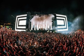 (FOTO/VIDEO) Budva i Sea Dance uglas pjevali najveće hitove: Dara i John Newman za pamćenje, Boris Brejcha večeras za veliko finale