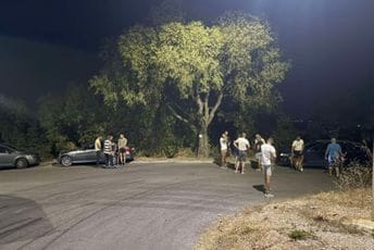 Mještani Komana i večeras u potrazi za osobom osumnjičenom za napad na ženu Mještani Komana i večeras u potrazi za osobom osumnjičenom za napad na ženu