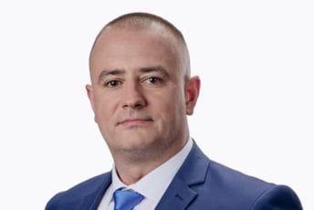 PES: Deliću prijetili i blokirali put, dolaskom policije spriječen veći incident