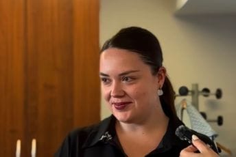 (VIDEO) “Čega ne smije da fali?”: Amina iz Bemax-a otkriva koja su najčešća pitanja i šta se nikad ne zaboravlja
