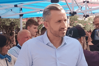 Lider AfD-a odbacuje manjinsku vladu: Cilj samostalna vlast Lider AfD-a odbacuje manjinsku vladu: Cilj samostalna vlast