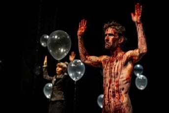 Završen 41. FIAT: Trijumf belgijske „Poezije otpora“, Janu Fabreu nagrada za režiju Završen 41. FIAT: Trijumf belgijske „Poezije otpora“, Janu Fabreu nagrada za režiju