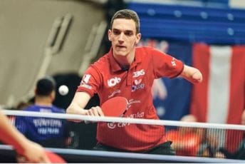Radović i Bakić izborili polufinale i osigurali medalje u Ivlinu