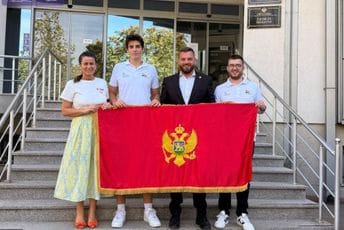 33. Međunarodna olimpijada iz informatike u Tirani: Radulović i Šćepanović predstavnici Crne Gore 33. Međunarodna olimpijada iz informatike u Tirani: Radulović i Šćepanović predstavnici Crne Gore