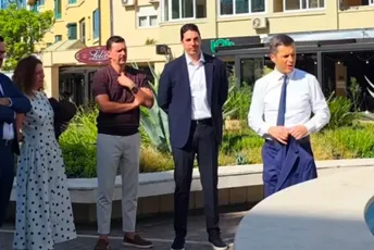 Mujović najavio uređenje Rimskog trga: Sa građanima do kvalitetnijih i bezbjednijih javnih prostora Mujović najavio uređenje Rimskog trga: Sa građanima do kvalitetnijih i bezbjednijih javnih prostora