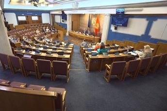 Sjednica Skupštine u toku; Božović: Insistiranje Brisela da usvojimo izmjene KZ znak da smo pred vratima EU
