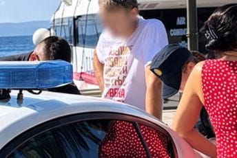 Makarska: Nosio majicu Crvene zvezde, pa ga napali i gurnuli u more