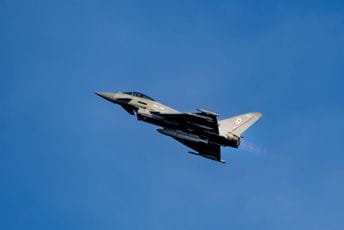 Italijanski borbeni avion Eurofighter oštećen u napadu Huta na aerodrom u Saudijskoj Arabiji