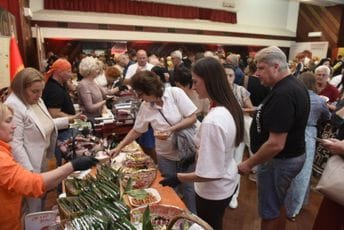 Peti MESAP otvoren na Cetinju: Dva dana u znaku pršuta, domaćih proizvoda i bogate gastronomske ponude