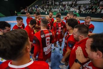 Lovćenu prvi ovosezonski trofej: Rudar odolijevao 30 minuta, ali im nakon serije 9:0 nije bilo povratka Lovćenu prvi ovosezonski trofej: Rudar odolijevao 30 minuta, ali im nakon serije 9:0 nije bilo povratka