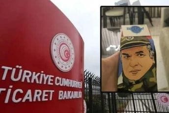 Čarape sa likom Ratka Mladića iz Turske stigle u Srbiju, pokrenuta istraga Čarape sa likom Ratka Mladića iz Turske stigle u Srbiju, pokrenuta istraga