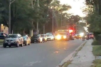 Pucnjava ispred sinagoge u Kanadi, ranjen policajac Pucnjava ispred sinagoge u Kanadi, ranjen policajac
