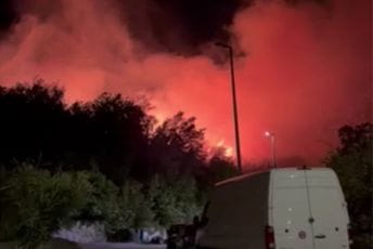 Kotor: Veliki požar izbio u naselju Sv. Stasije, jedno lice privedeno zbog sumnje na podmetanje