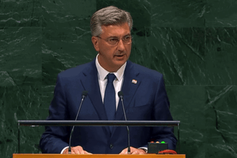 Plenković u UN kritikovao Srbiju: Mladića sahranjivali uz počasti, misle li da su to vrijednosti EU? Plenković u UN kritikovao Srbiju: Mladića sahranjivali uz počasti, misle li da su to vrijednosti EU?