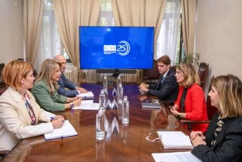 Radović sa ambasadorkom Francuske: Cilj je da evropska integracija bude vidljiva u svakodnevnom životu