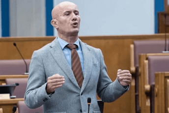 Laković: Dok Novica Vuković vidi poruku - odoše mladi Laković: Dok Novica Vuković vidi poruku - odoše mladi