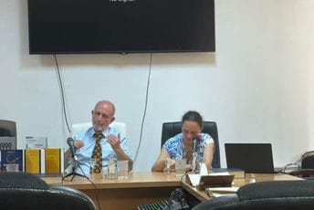 MVP nije bilo informisano o predavanju ruskih profesora povezanih sa fondom Gorčakov: Restriktivne mjere prema svemu što podriva Ukrajinu moraju biti obaveza svih MVP nije bilo informisano o predavanju ruskih profesora povezanih sa fondom Gorčakov: Restriktivne mjere prema svemu što podriva Ukrajinu moraju biti obaveza svih