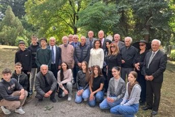 U Pljevljima obilježena godišnjica pogibije Boška Buhe: Njegov lik nas obavezuje da branimo tekovine antifašizma, slobodu i zajedništvo U Pljevljima obilježena godišnjica pogibije Boška Buhe: Njegov lik nas obavezuje da branimo tekovine antifašizma, slobodu i zajedništvo
