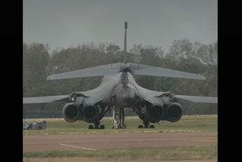 Velika Britanija: Petorica uhapšena zbog sumnje na pripremu terorističkog napada kod američke vazdušne baze Velika Britanija: Petorica uhapšena zbog sumnje na pripremu terorističkog napada kod američke vazdušne baze