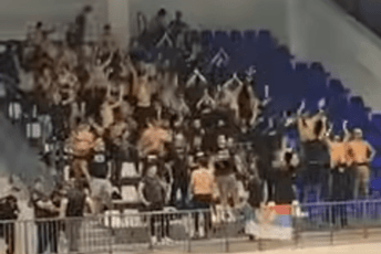 (VIDEO) Kotor: Navijači VK Partizan sinoć skandirali ratnom zločincu Ratku Mladiću (VIDEO) Kotor: Navijači VK Partizan sinoć skandirali ratnom zločincu Ratku Mladiću