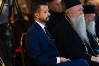 Milatović u hramu o bici na Krusima: Od ove generacije se, srećom, ne traži da proliva krv poput naših predaka Milatović u hramu o bici na Krusima: Od ove generacije se, srećom, ne traži da proliva krv poput naših predaka