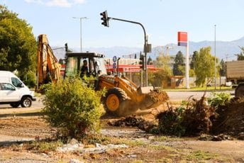 Podgorica: Kod Bastona prave parking, od Nove godine će se plaćati Podgorica: Kod Bastona prave parking, od Nove godine će se plaćati