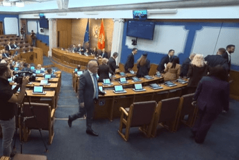 Poslanici DPS-a otišli sa sjednice Skupštine Poslanici DPS-a otišli sa sjednice Skupštine