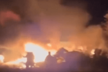 (VIDEO) Srušio se ruski bombarder, poginulo šest članova posade (VIDEO) Srušio se ruski bombarder, poginulo šest članova posade