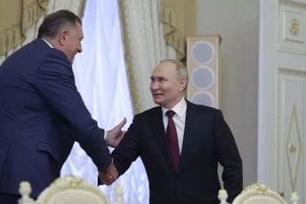 Dodik nakon sastanka sa Putinom: Rusija je velesila, Republika Srpska želi njeno veće političko i finansijsko prisustvo Dodik nakon sastanka sa Putinom: Rusija je velesila, Republika Srpska želi njeno veće političko i finansijsko prisustvo