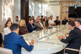 Opština Bar u posljednjih osam godina podržala više od 520 barskih preduzetnika sa 2,5 miliona eura