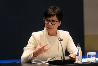 Kos: Uslovi Hrvatske nijesu dio pregovaračkog procesa, ali bilateralna pitanja moraju biti riješena Kos: Uslovi Hrvatske nijesu dio pregovaračkog procesa, ali bilateralna pitanja moraju biti riješena