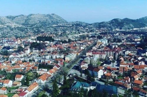 Ćute i o propustima i o djeci: Mjesec dana od hapšenja hranitelja sa Cetinja Ministarstvo dva puta poslalo isti odgovor