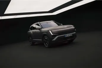 Novi Hyundai Tucson stiže veći i kockastiji, ima do 288 KS Novi Hyundai Tucson stiže veći i kockastiji, ima do 288 KS