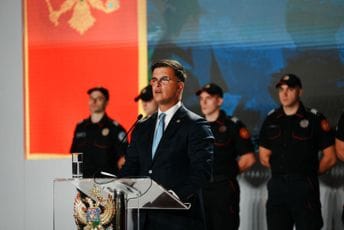 Šaranović: Čuvajte jedni druge, čuvajte značku, čuvajte ljude jer nema jačeg od zakona Šaranović: Čuvajte jedni druge, čuvajte značku, čuvajte ljude jer nema jačeg od zakona