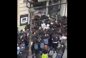 Protesti učenika zatvaraju do 500 škola širom Francuske Protesti učenika zatvaraju do 500 škola širom Francuske