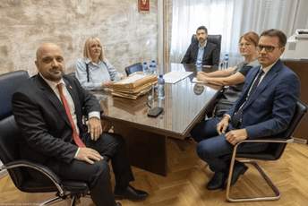 Ovo su kandidati za predsjednika i članove CIK-a