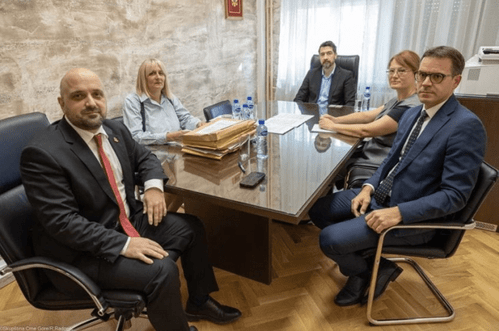 Ovo su kandidati za predsjednika i članove CIK-a