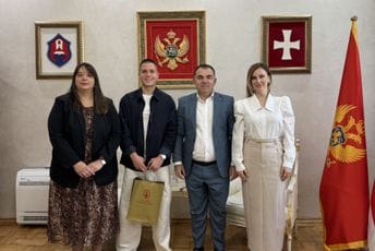 Đurašković upriličio prijem za Latkovića: Ponosni smo što naš grad ima mladog sportistu koji je radom i talentom stigao do reprezentativnog dresa
