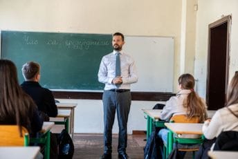 Milatović u posjeti školama u Beranama: Svako dijete mora imati jednaku šansu za dobro obrazovanje