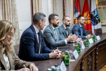 Milatović u Beranama: Razvoj sjevera mora se vidjeti kroz investicije, radna mjesta i bolji život građana Milatović u Beranama: Razvoj sjevera mora se vidjeti kroz investicije, radna mjesta i bolji život građana