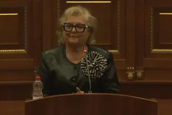 "Imam neke goste iz Sarajeva": Nova predsjednica Kosova nije znala da su je kandidovali? "Imam neke goste iz Sarajeva": Nova predsjednica Kosova nije znala da su je kandidovali?