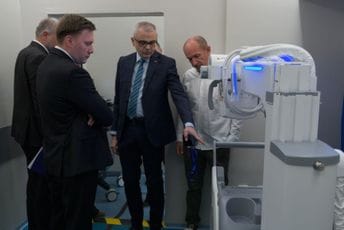 Hitna pomoć u Podgorici dobila prvi rendgen (FOTO) Hitna pomoć u Podgorici dobila prvi rendgen (FOTO)