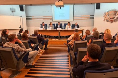 Postojeća praksa neprihvatljiva, potreba za lišenjem slobode mora biti podvrgnuta stalnom preispitivanju