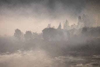 Dolina Neretve pod dimom: Podzemni požar tinja nekoliko metara ispod površine Dolina Neretve pod dimom: Podzemni požar tinja nekoliko metara ispod površine