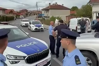 Kosovo: Dvoje mrtvih u pucnjavi, jedna osoba teško ranjena Kosovo: Dvoje mrtvih u pucnjavi, jedna osoba teško ranjena