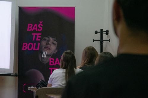 Kampanja Crnogorskog Telekoma „Baš te boli“ u školama - mladi otvoreno o granici između šale i govora mržnje